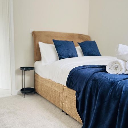 Brand New 1 Bed Apartment, 5Min Walk To Racing & Main Strip, With Electric Parking Bay & Terrace Long Stay Work Contractor Leisure - Citrine Newmarket  Buitenkant foto