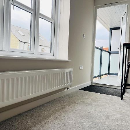 Brand New 1 Bed Apartment, 5Min Walk To Racing & Main Strip, With Electric Parking Bay & Terrace Long Stay Work Contractor Leisure - Citrine Newmarket  Buitenkant foto